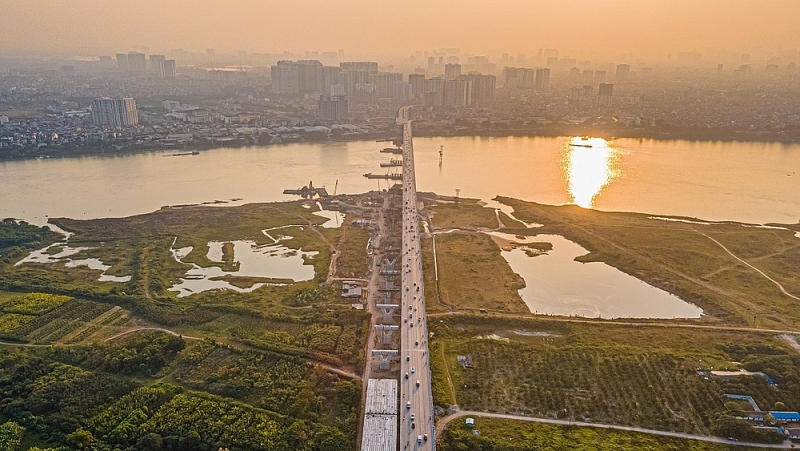 Cầu Vĩnh Tuy 2 đang triển khai vượt tiến độ dự kiến sẽ hoàn thành vào năm 2023